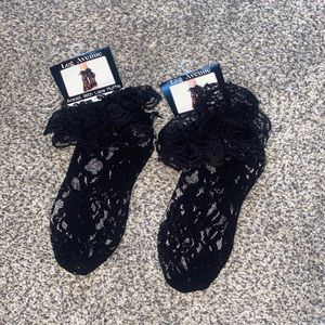 Black laced ankle socks